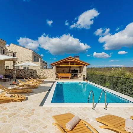 Villa Marijana *