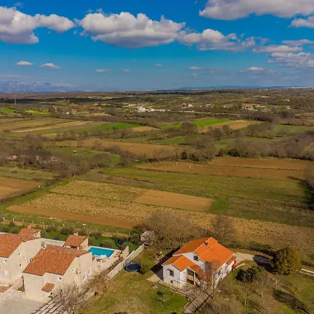 Vila Villa Marijana *