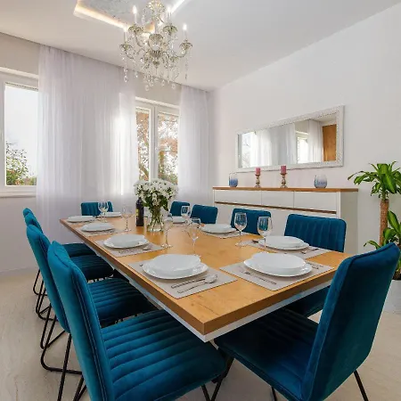 Villa Marijana *