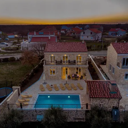Vila Villa Marijana *